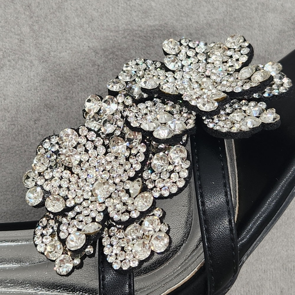 Azalea Wang Dress Sandals 9 Black Leather Njema Beaded Flowers Pointy New $100 - Picture 6 of 16